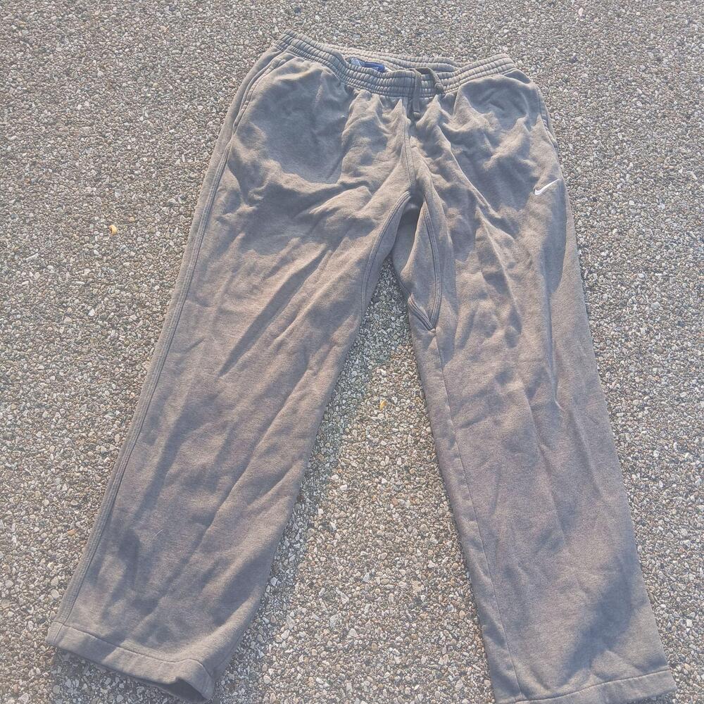 Nike Sweatpants Mens XL Gray Fleece Pants Elastic Waist Athletic 826424-071